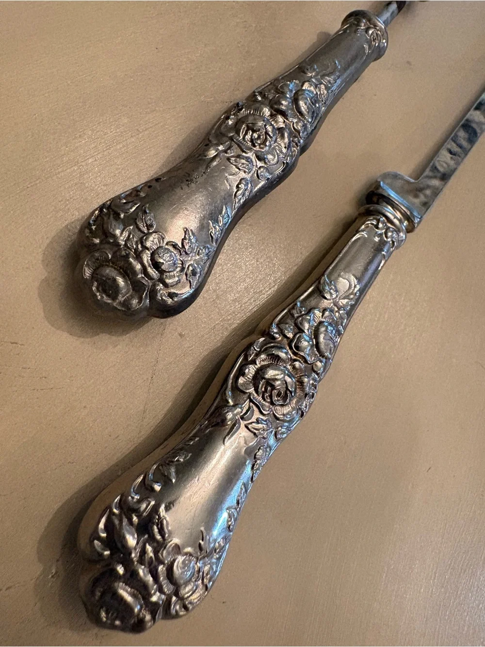 Ornate Silver-Tone Carving Knife and Server Set - Floral Handle